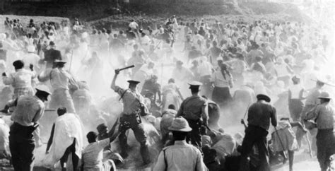 Il Massacro di Sharpeville: Un Punto di svolta nella lotta contro l'Apartheid in Sudafrica